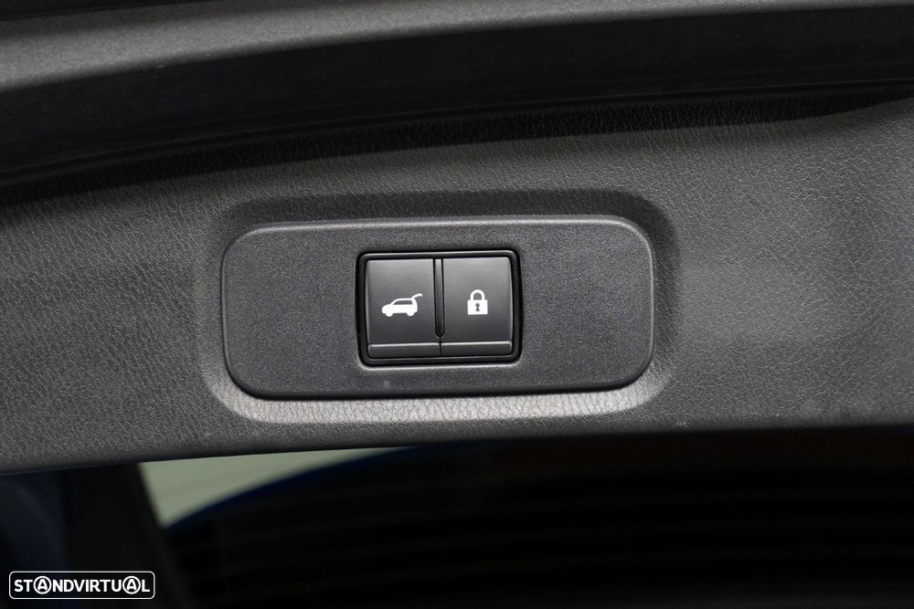 Nissan Qashqai 1.3 DIG-T N-Connecta LED+SKY - 14