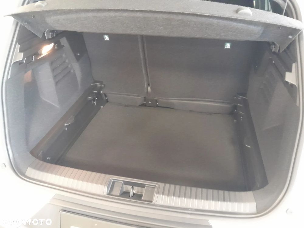 Mitsubishi Grandis 1.3T mHEV Intense Style Cold DCT - 13
