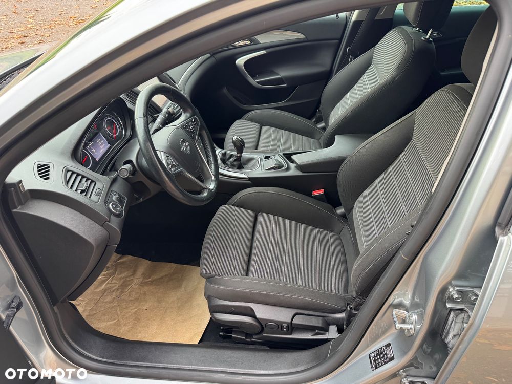 Opel Insignia - 11
