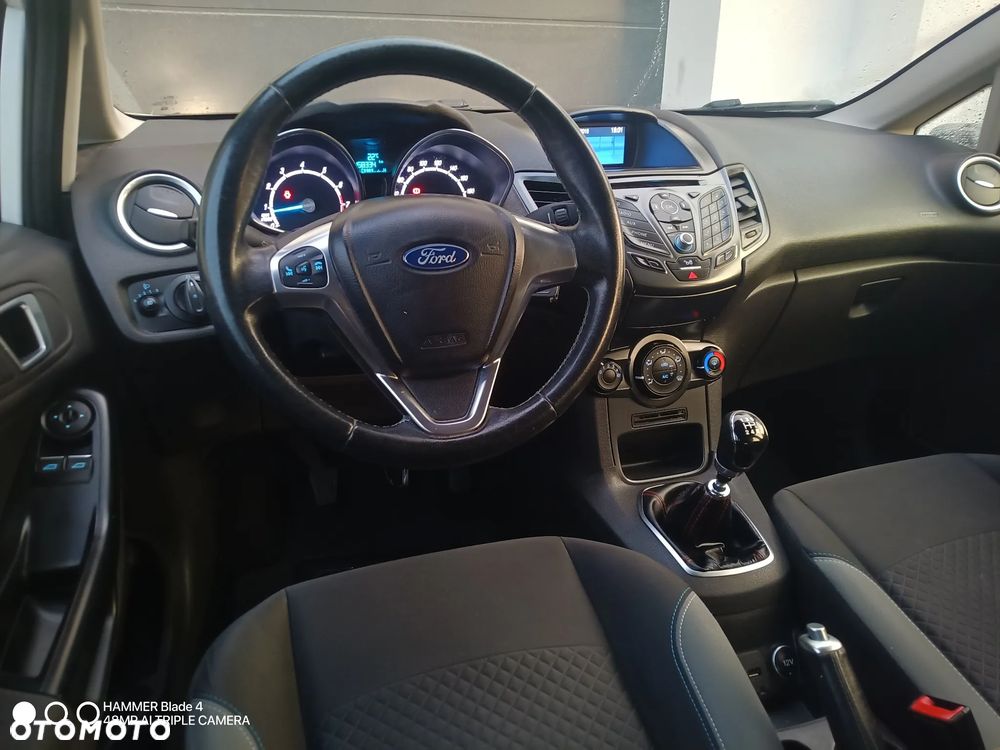 Ford Fiesta 1.25 SYNC Edition - 21