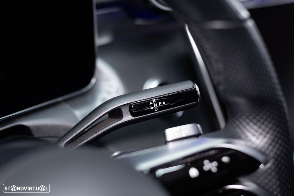 Mercedes-Benz C 300 e AMG Line - 26