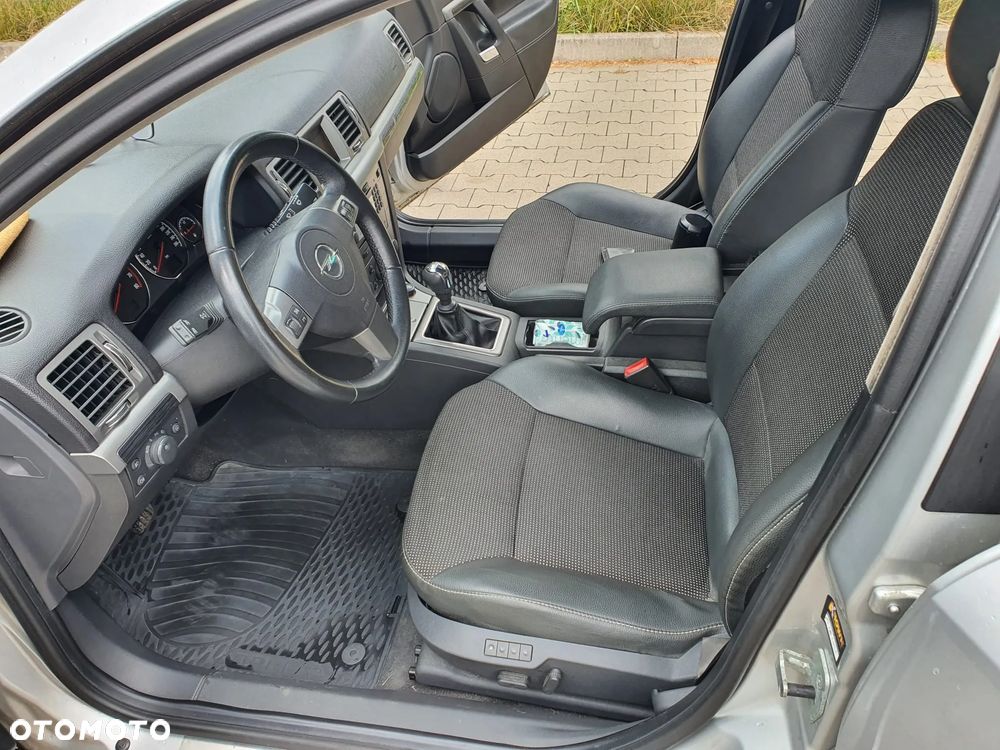 Opel Signum 1.8 - 9