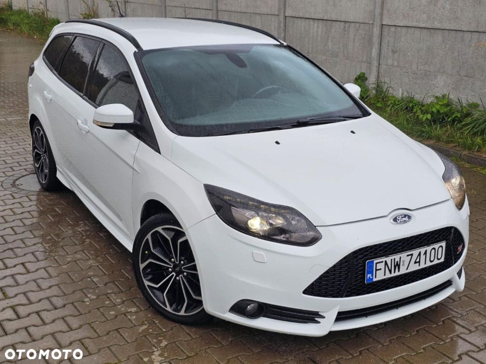 Ford Focus ST - 2