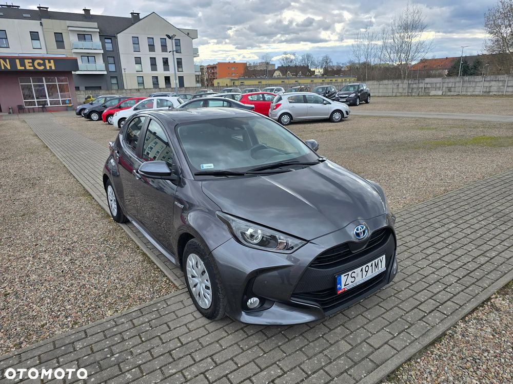 Toyota Yaris - 4