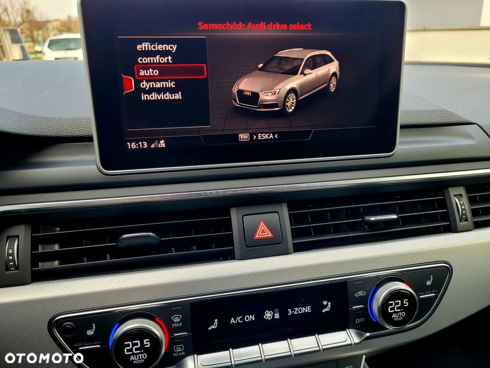 Audi A4 Avant 45 TFSI quattro S tronic - 24