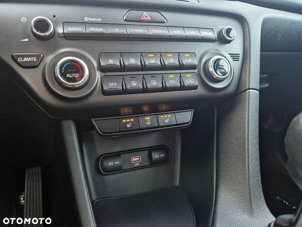 Kia Sportage 1.6 GDI 2WD DREAM-TEAM EDITION - 14