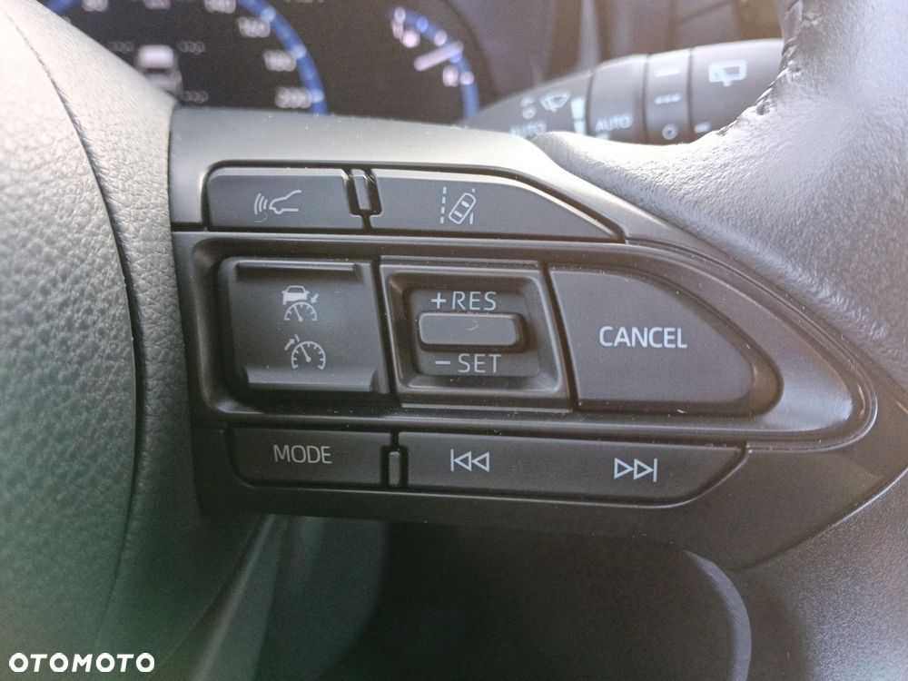 Toyota Yaris Cross Hybrid 1.5 Premiere Edition - 19