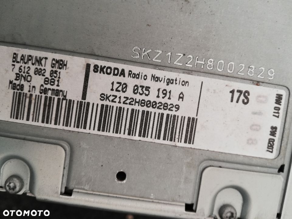 SKODA OCTAVIA II RADIO MP3 1Z0035191A - 2