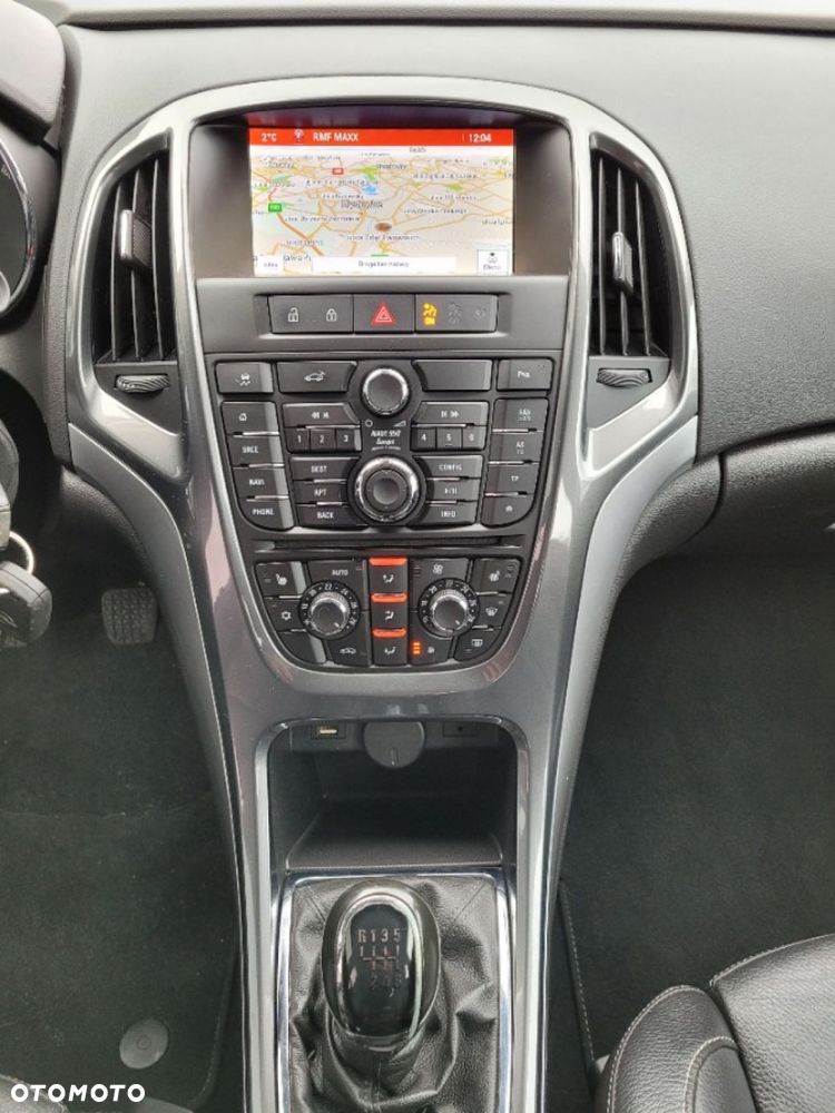 Opel Astra 1.4 Turbo Exklusiv - 22