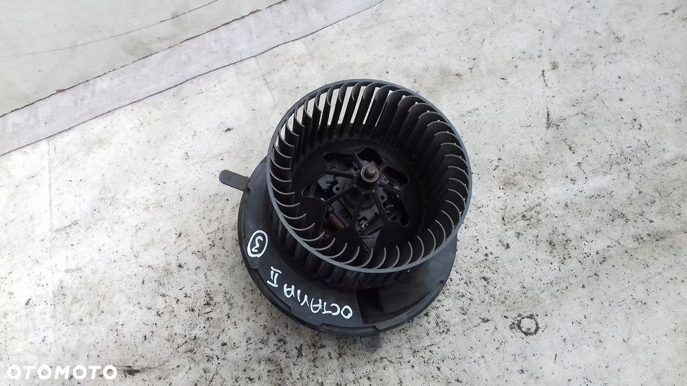 DMUCHAWA WENTYLATOR KABINOWY 1K1819015 SKODA OCTAVIA II 04- VW SEAT - 2