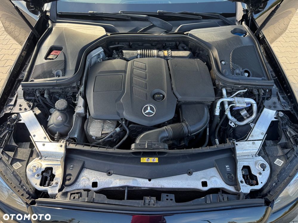 Mercedes-Benz Klasa E - 17