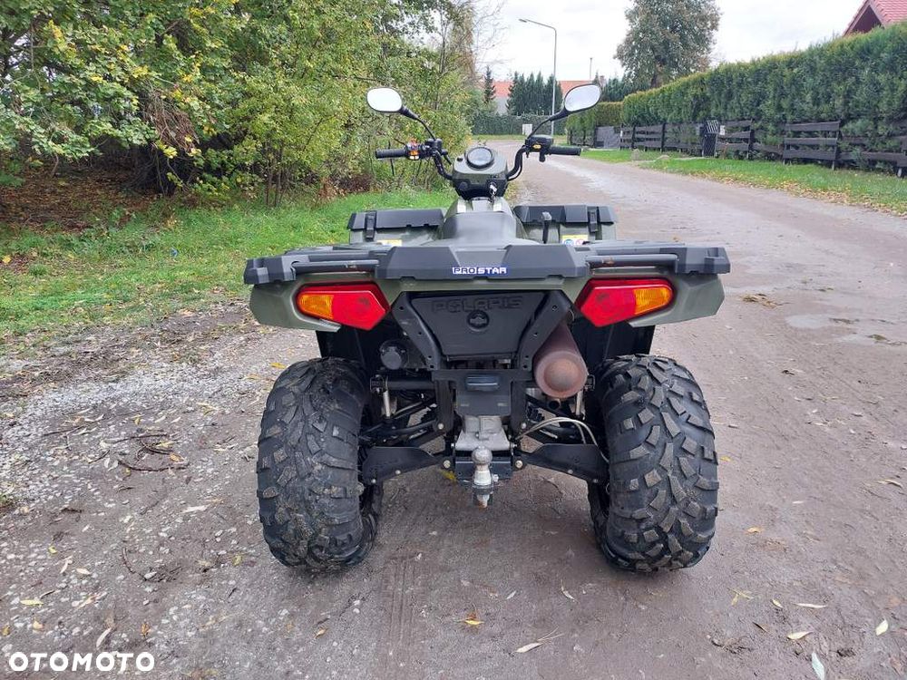 Polaris Sportsman - 4