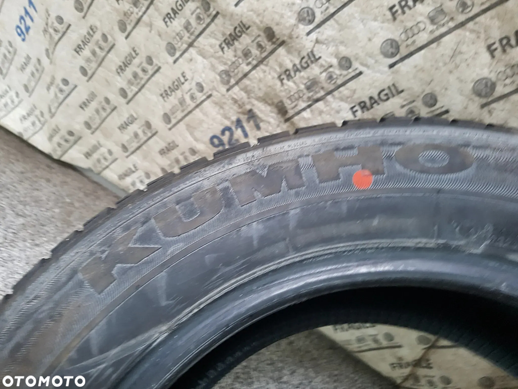 OPONA KUMHO SOLUS VIER ALL SEASON   195/65R15  195/65/15 - 8
