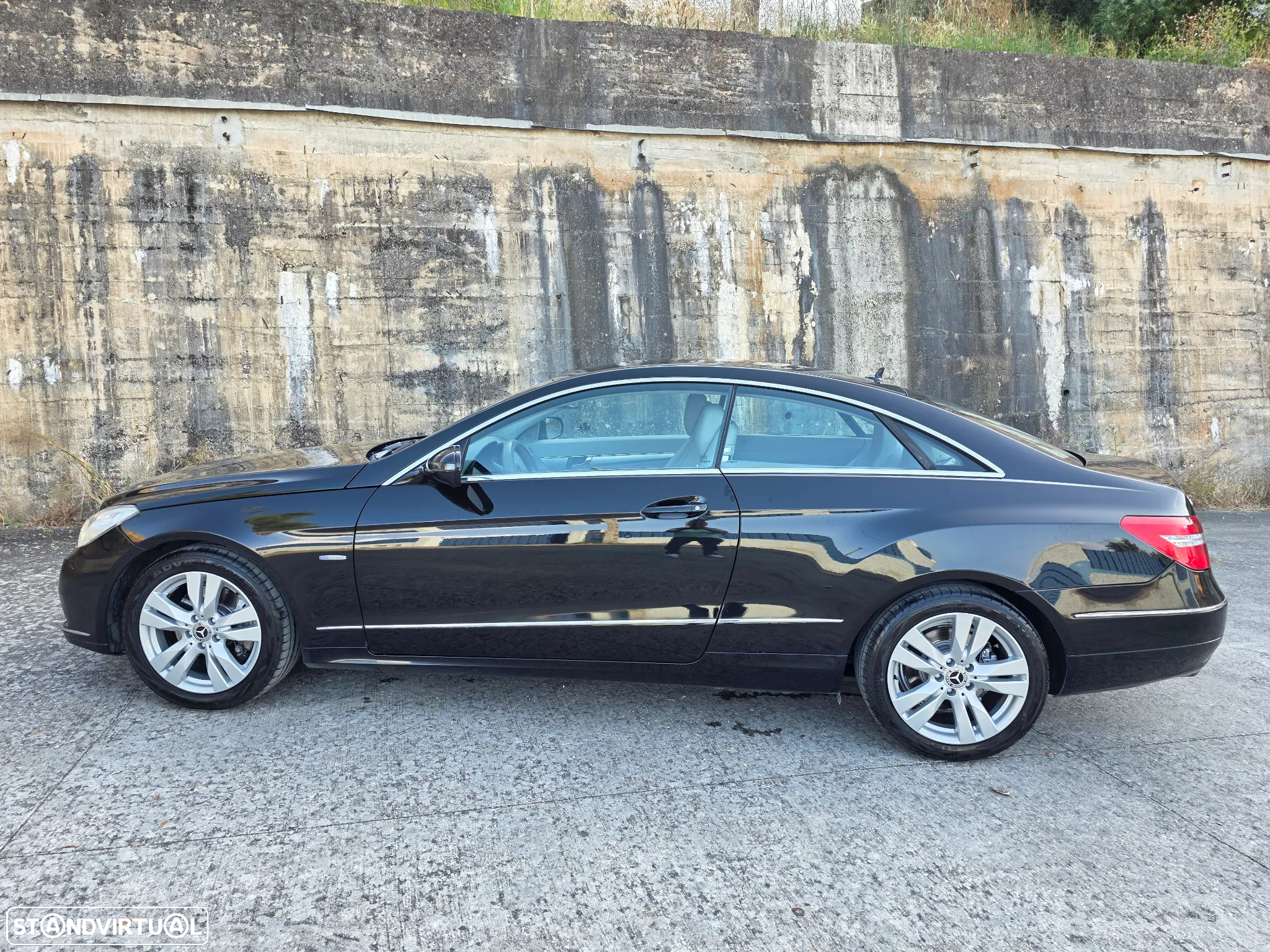 Mercedes-Benz E 250 CDi Avantgarde BlueEfficiency - 2