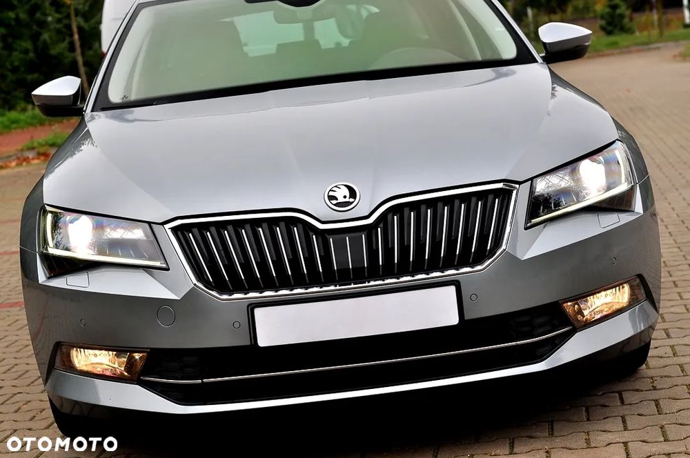 Skoda Superb 2.0 TDI Style DSG - 5