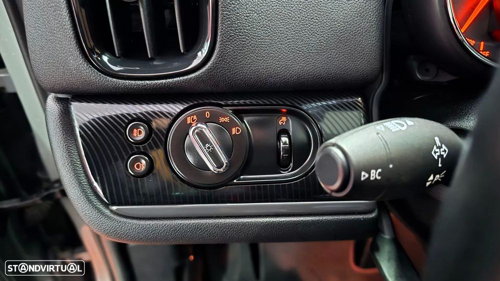 MINI Countryman Cooper SE ALL4 Auto - 23