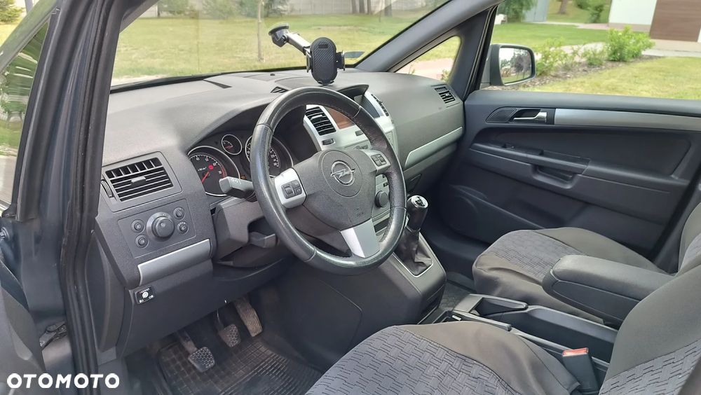 Opel Zafira 1.8 - 9