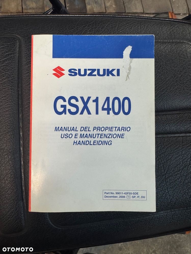 Suzuki GSX - 13