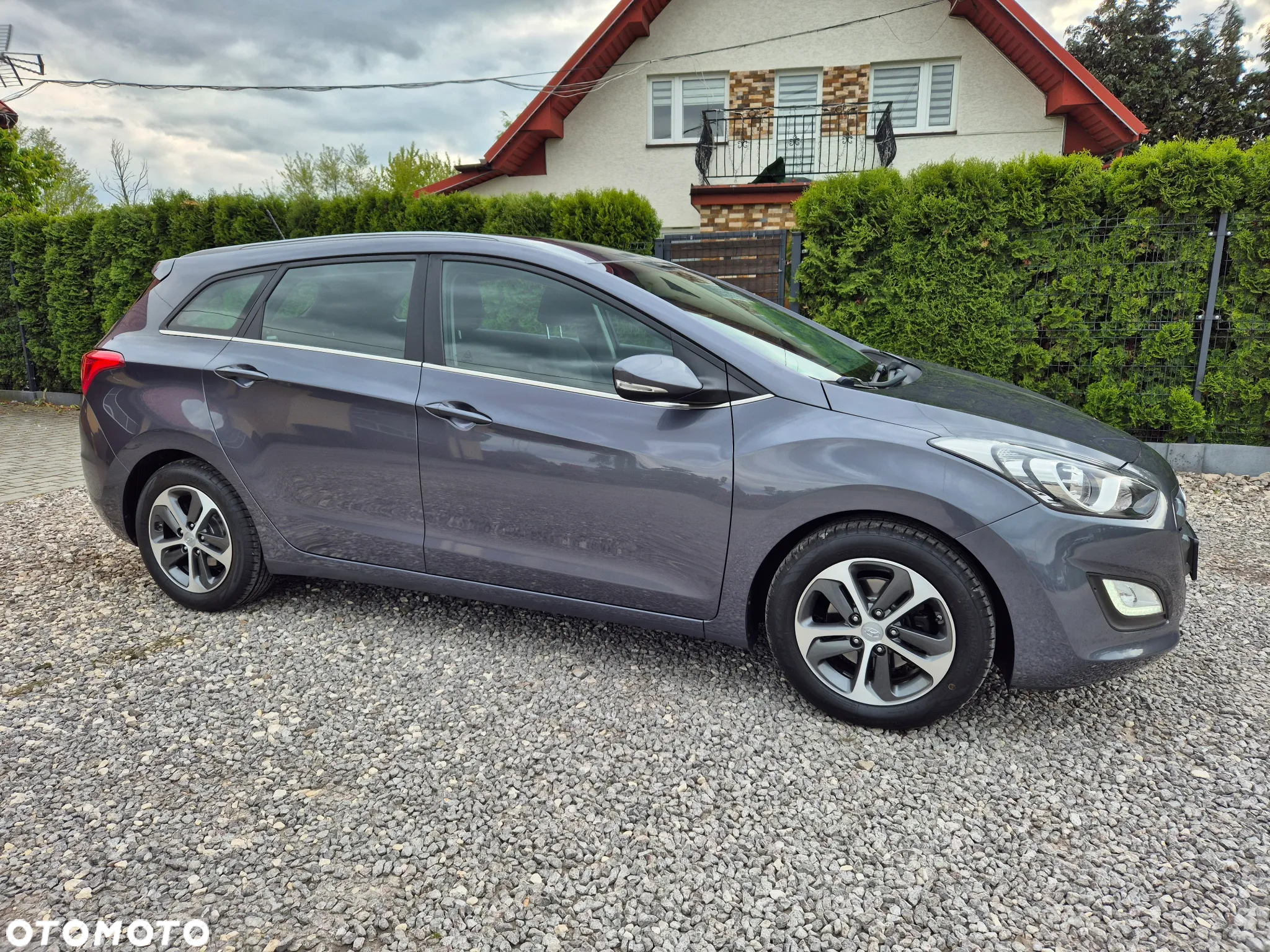 Hyundai i30 blue Kombi 1.4 Classic Navigation - 14