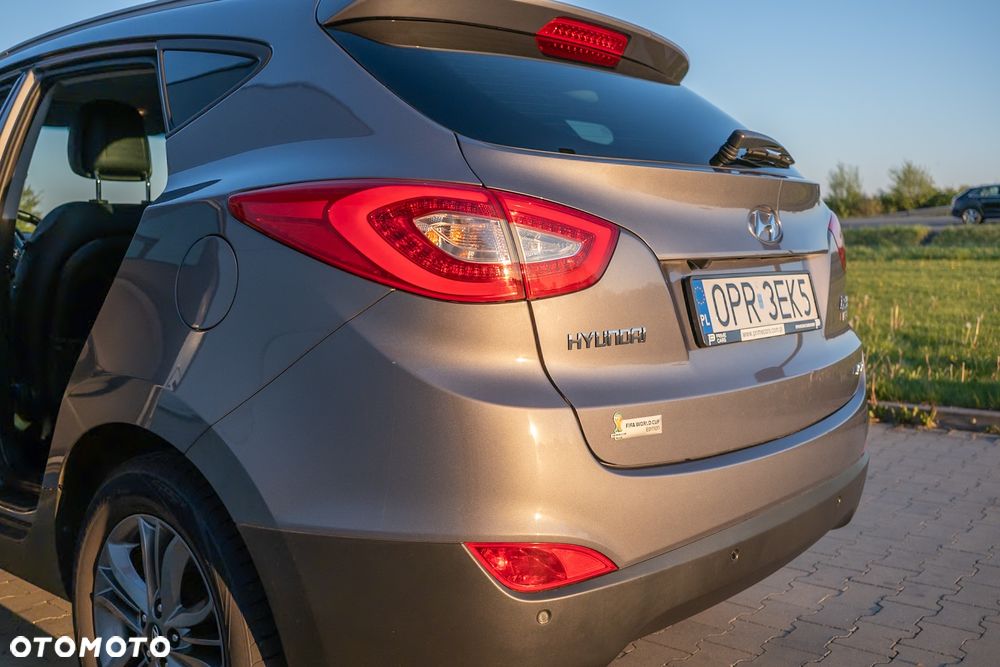 Hyundai ix35 2.0 CRDi 4WD Fifa World Cup Gold Edition - 33
