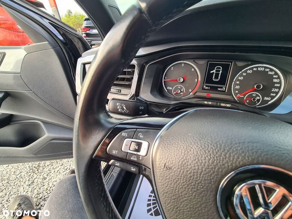 Volkswagen Polo 1.6 TDI Comfortline - 21