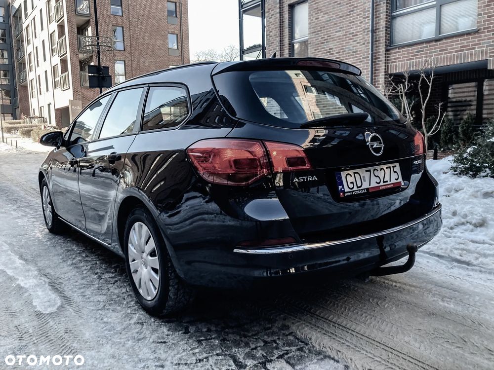 Opel Astra 1.3 CDTI Cosmo ecoFLEX - 4