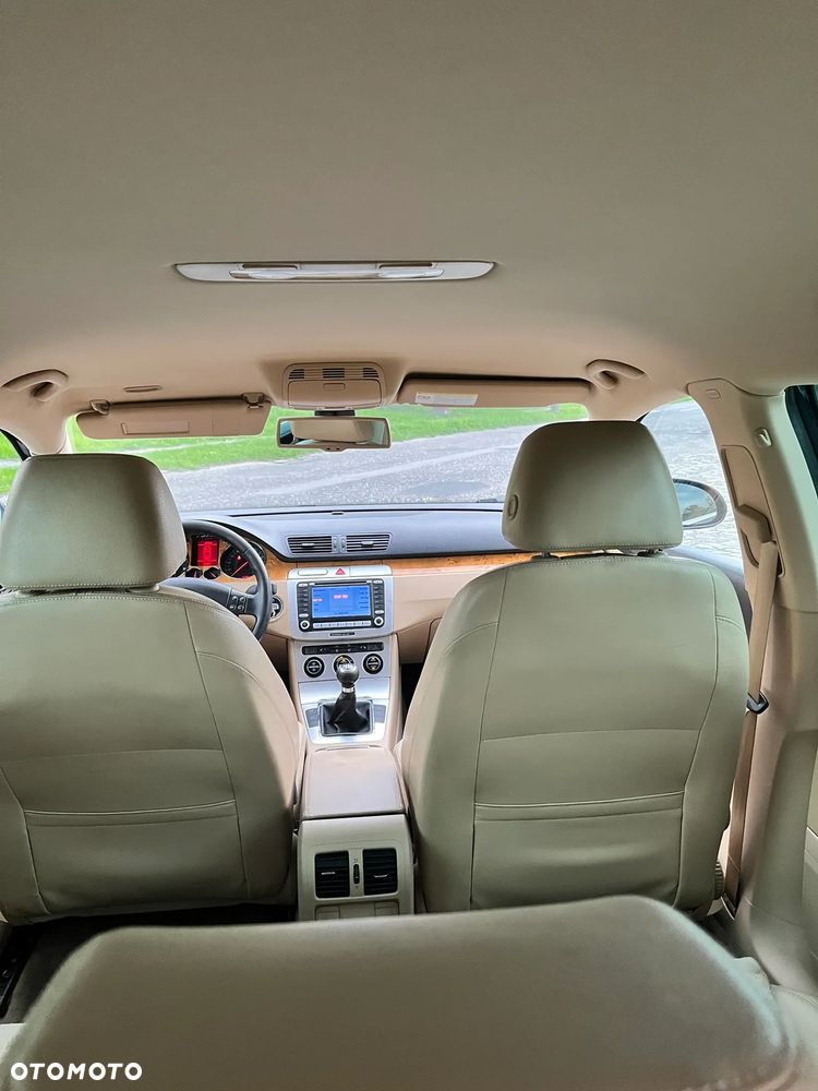 Volkswagen Passat 2.0 TSI Highline - 8