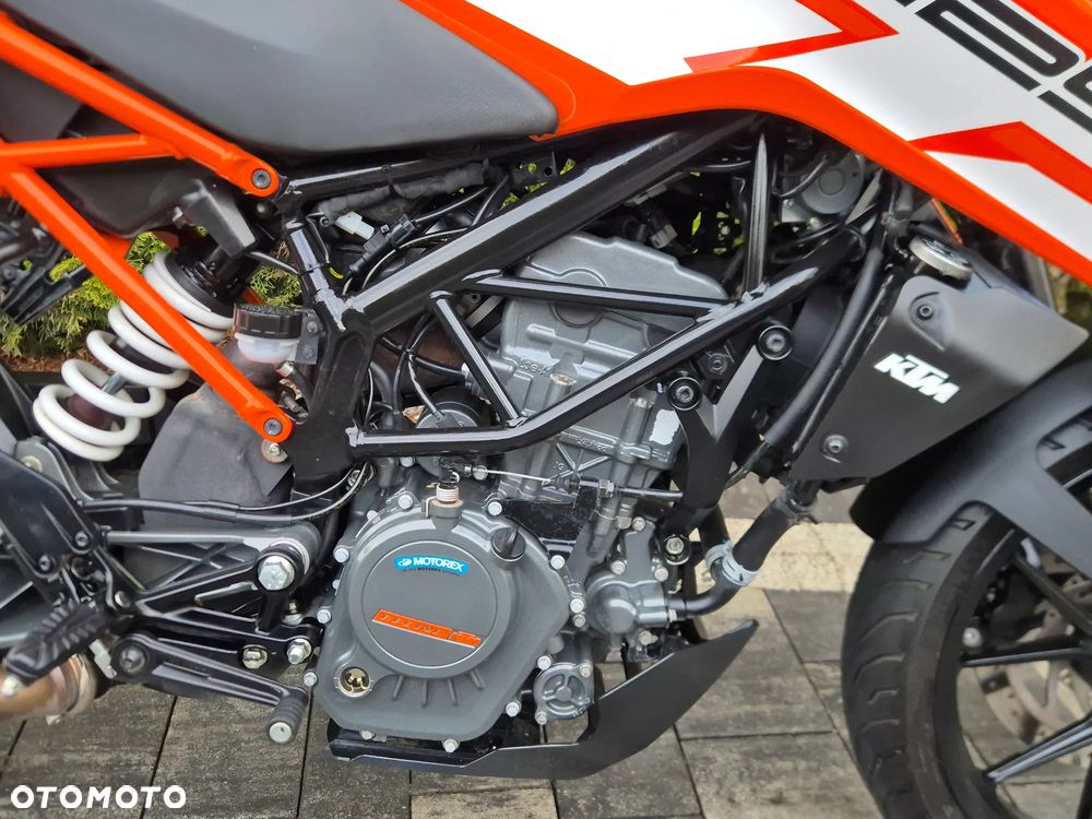 KTM Duke 125 - 9