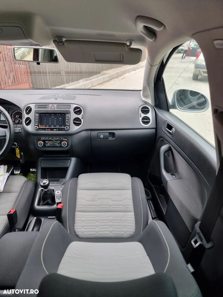 Volkswagen Golf - 20
