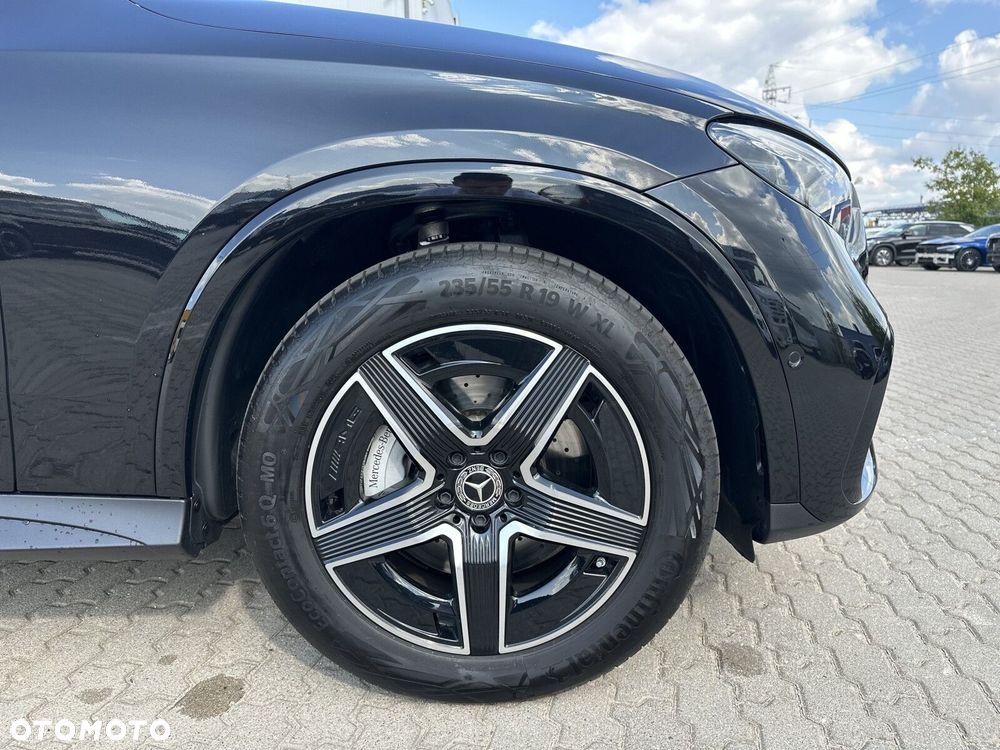 Mercedes-Benz GLC - 12