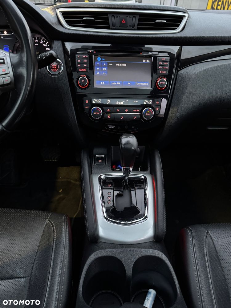 Nissan Qashqai 1.6 dCi Xtronic TEKNA+ - 13