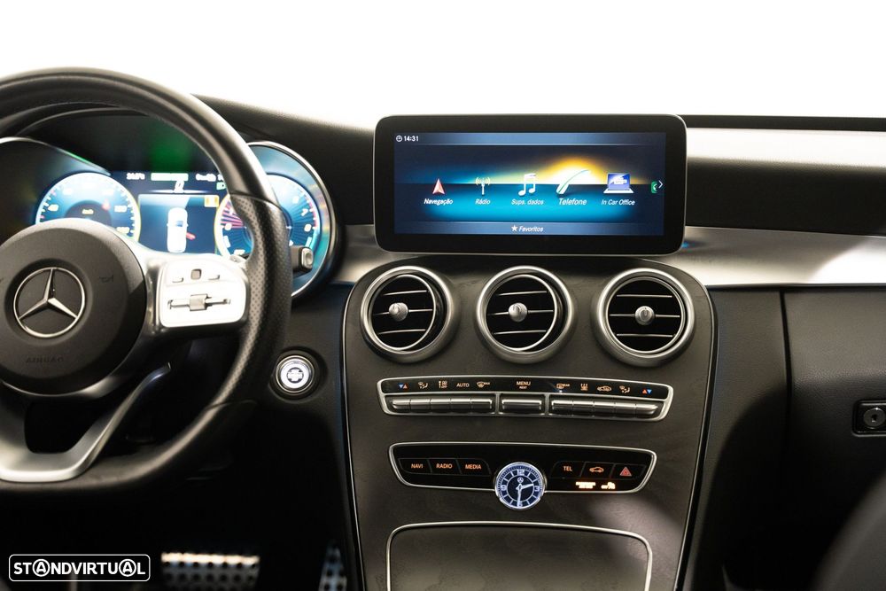 Mercedes-Benz C 300 e AMG Line - 12