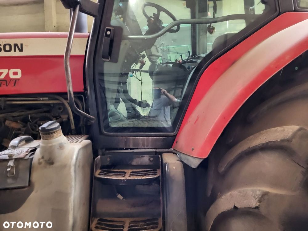 Massey Ferguson Mf 8470 Dyna-Vt 4X4 - 32