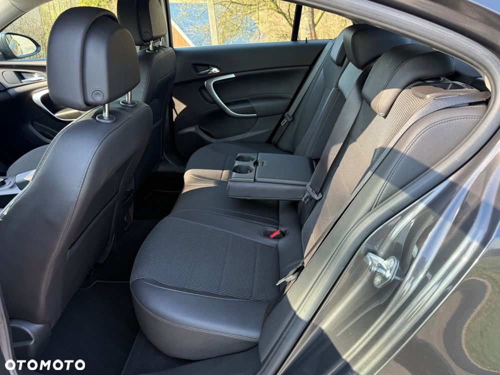 Opel Insignia 2.0 Turbo Automatik - 19