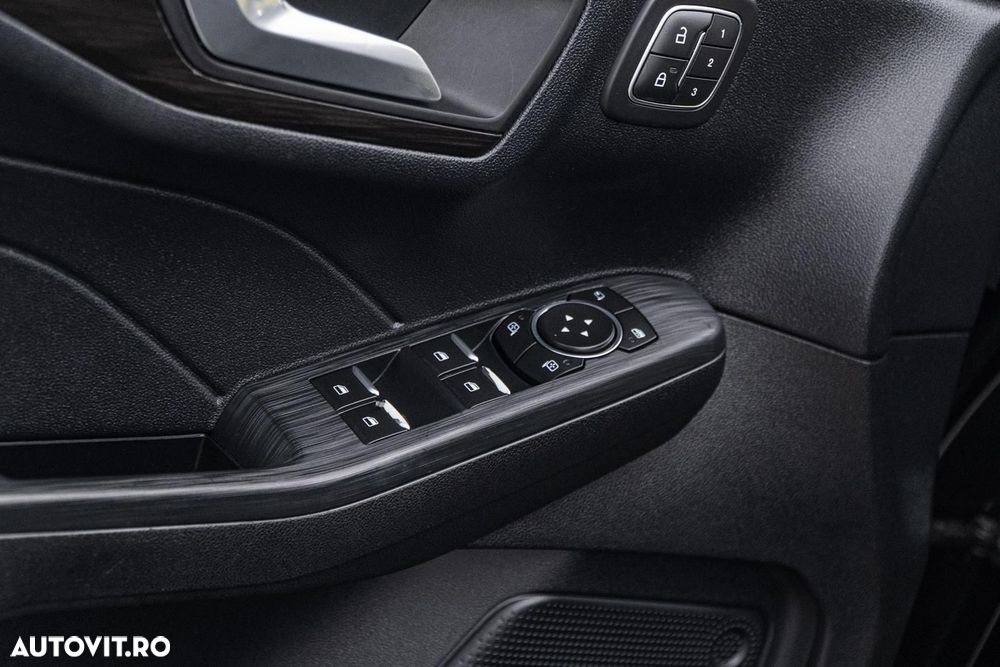 Ford Kuga 2.5 Duratec PHEV Vignale - 34