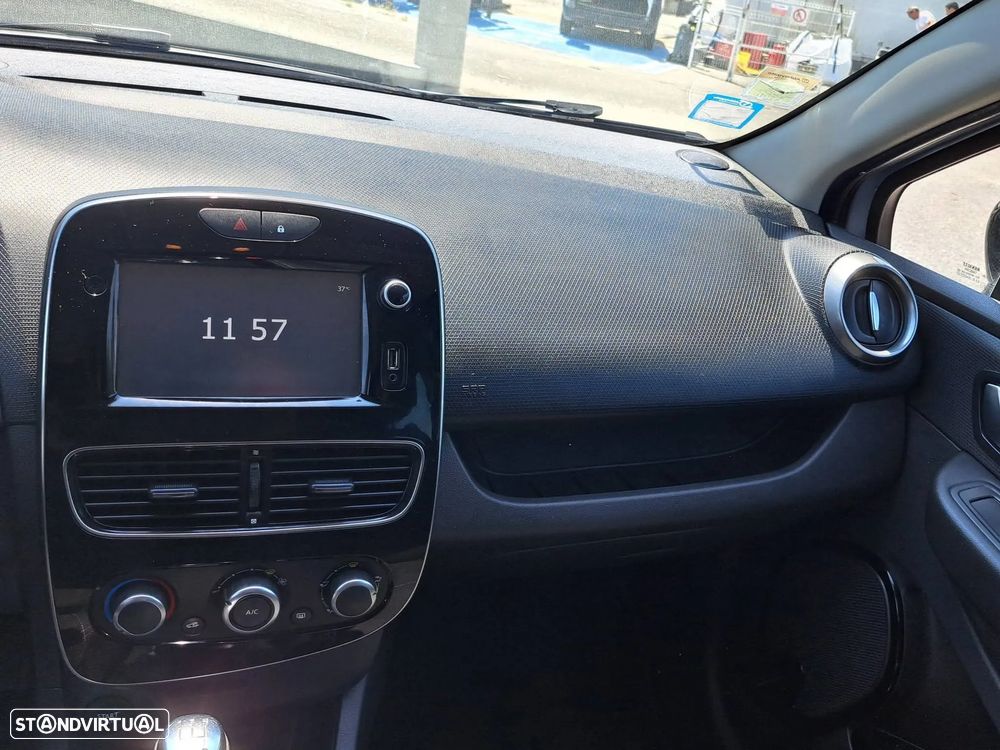 Renault Clio 0.9 TCe Limited Edition - 16