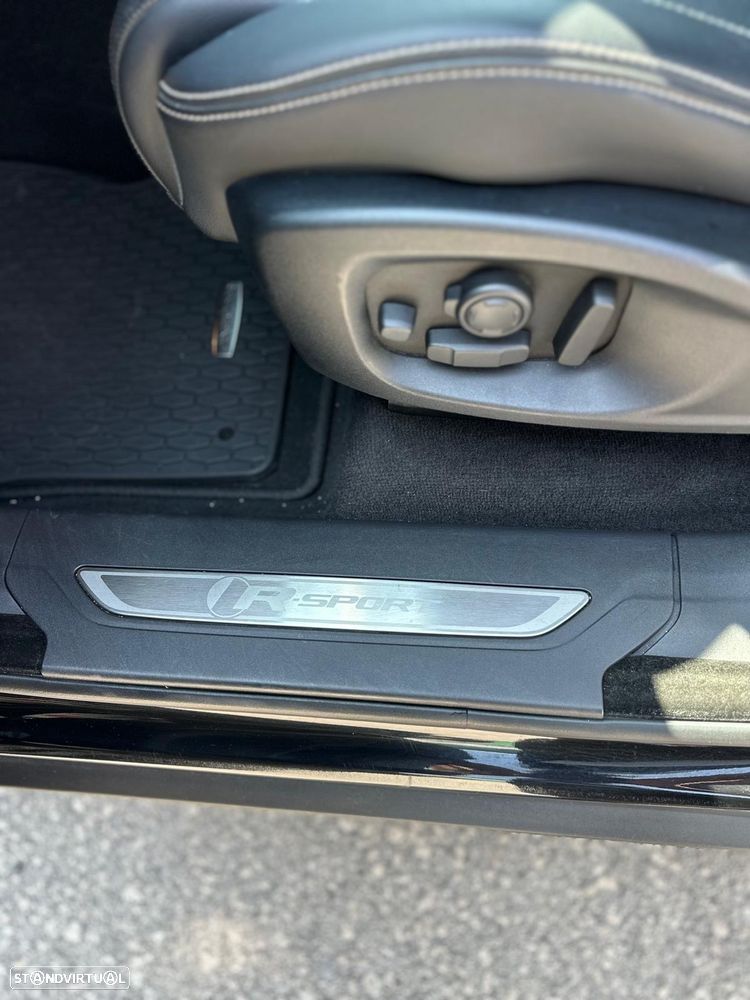Jaguar F-Pace 2.0 i4D R-Sport - 15