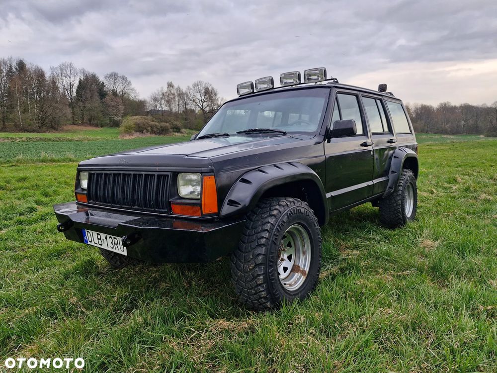 Jeep Cherokee - 7