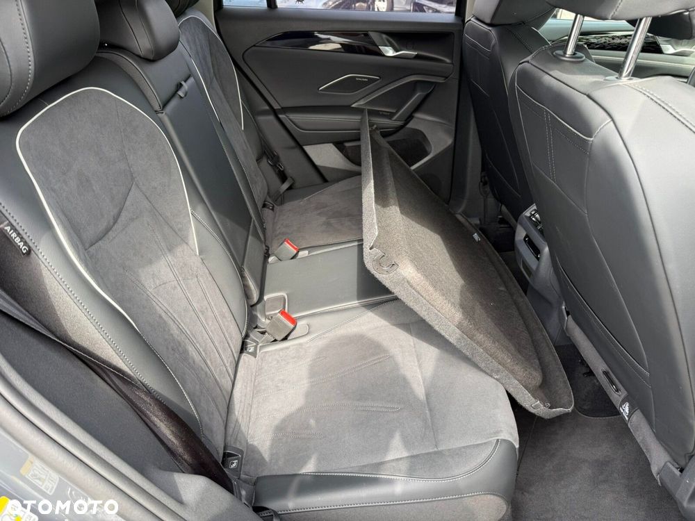 Volkswagen Tiguan 1.5 eTSI Elegance DSG - 30