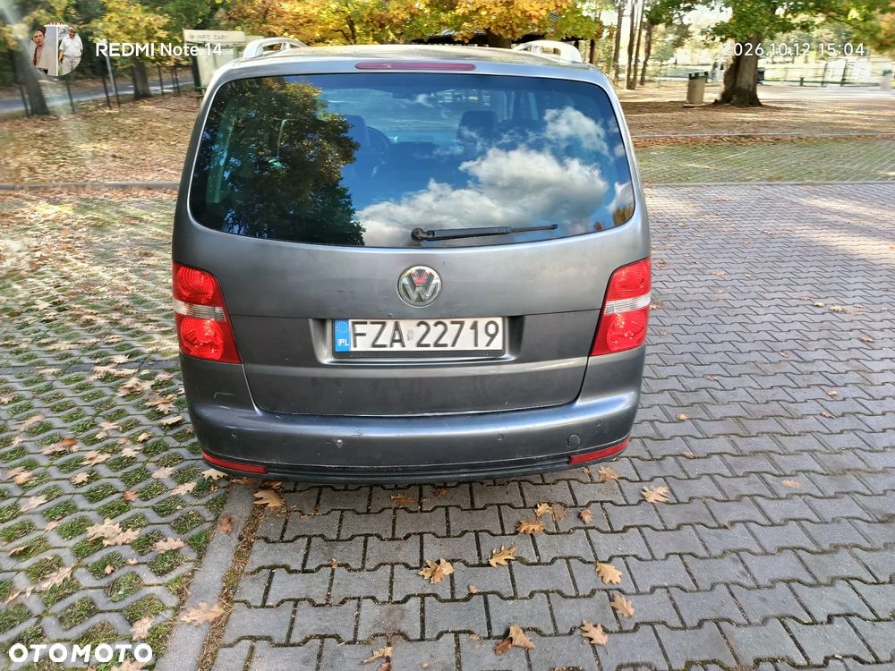 Volkswagen Touran - 6