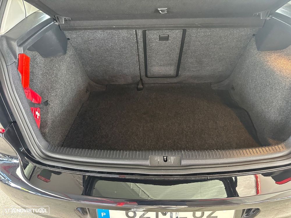 VW Golf 1.6 TDi Style - 10