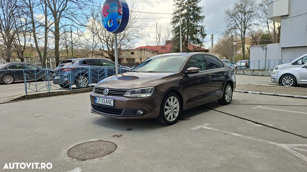 Volkswagen Jetta 1.6 TDI DPF Comfortline - 6