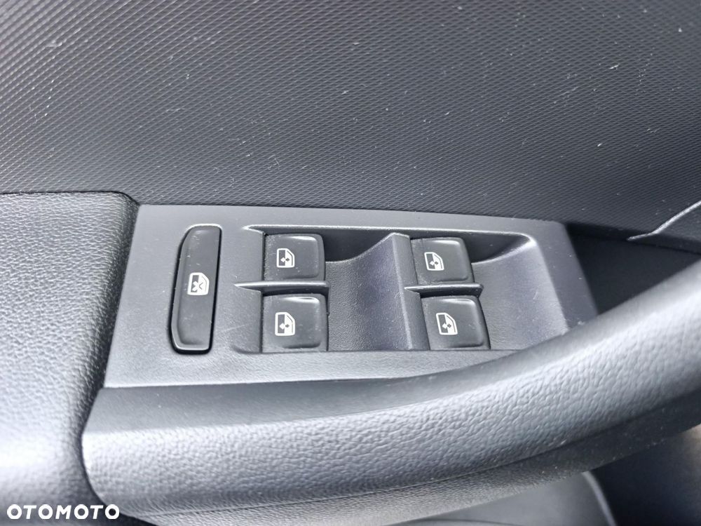 Skoda RAPID - 21