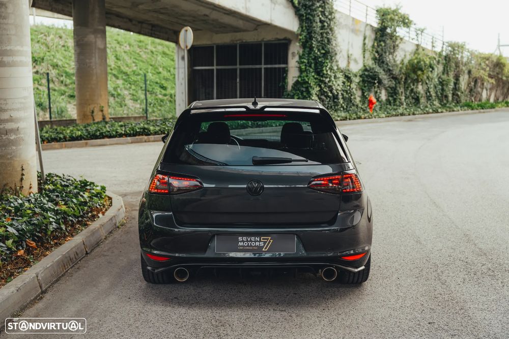 VW Golf 2.0 TDi GTD DSG - 10