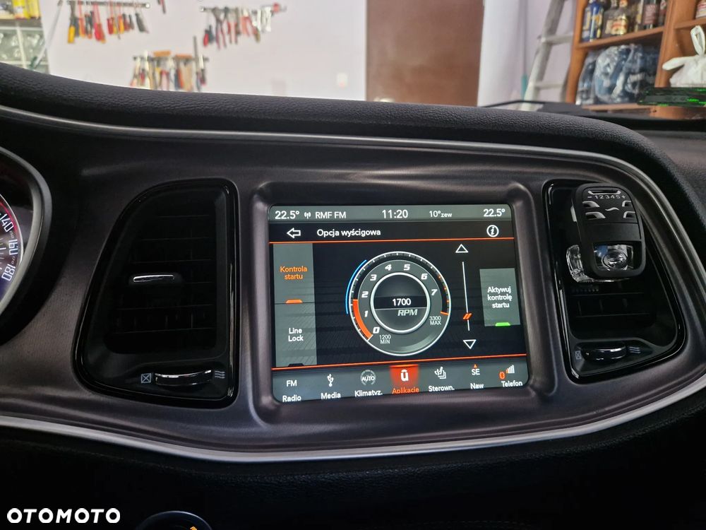 Dodge Challenger Automatik SRT 392 - 14