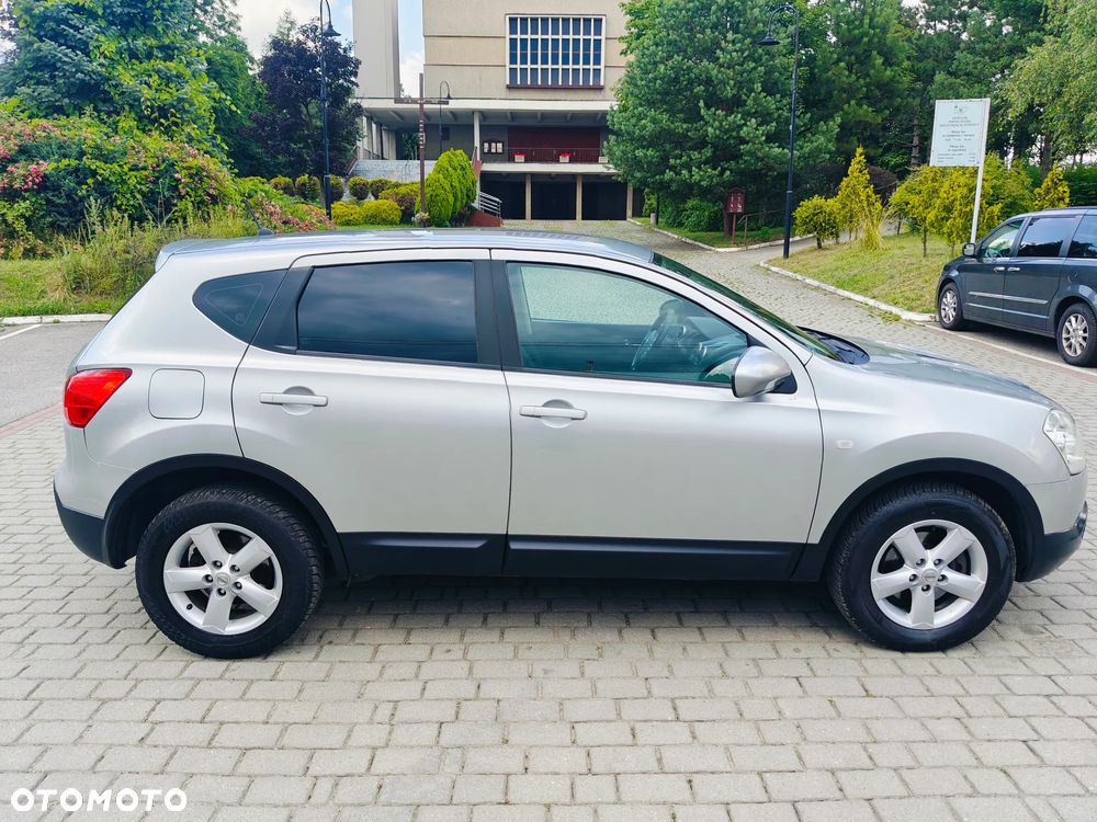 Nissan Qashqai 2.0 dCi DPF tekna - 3