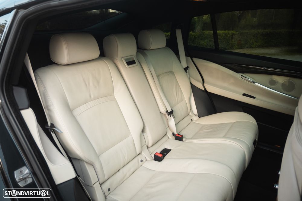 BMW 535 Gran Turismo d Pack M - 23