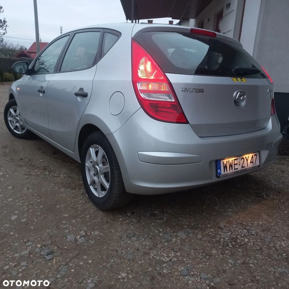 Hyundai i30 i30cw 1.4 Edition Plus - 2