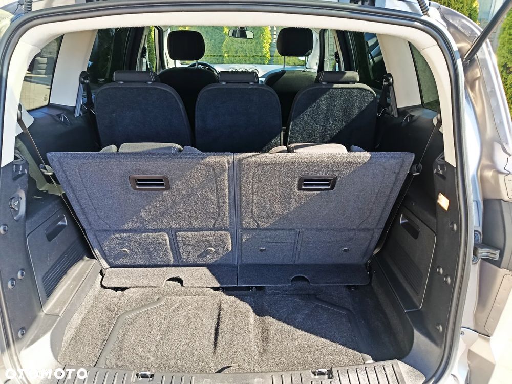 Ford S-Max 2.0 TDCi DPF Champions Edition - 23