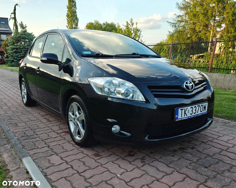 Toyota Auris - 2